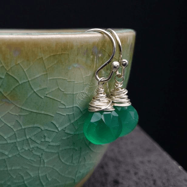 Wrap oorbellen zilver met groene onyx