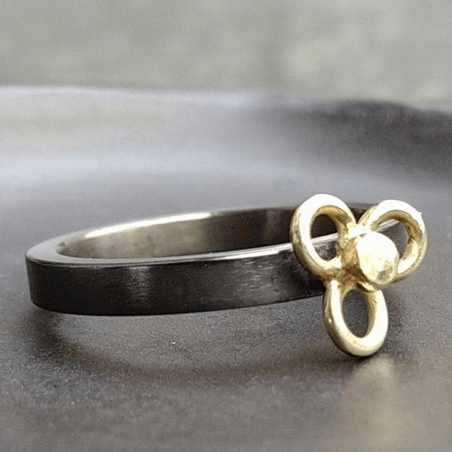 Gouden bloem ring