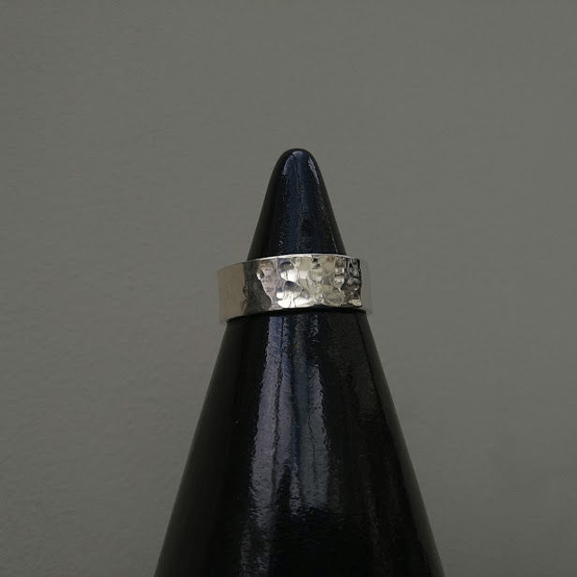 Gehamerd zilver