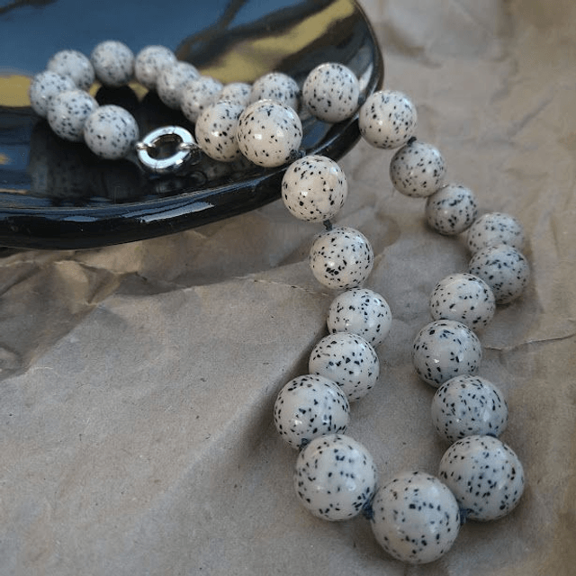 Collier met dalmatier jaspis