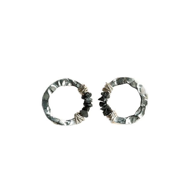Cirkel oorstekers ruwe diamant