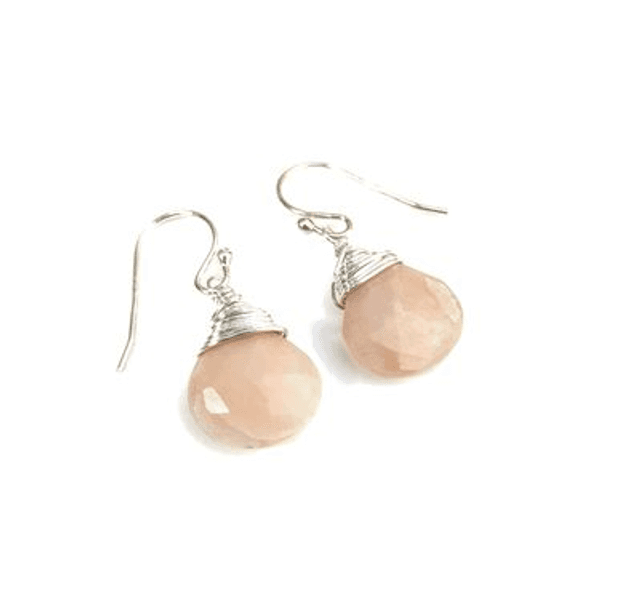 Wrap oorbellen met roze opaal