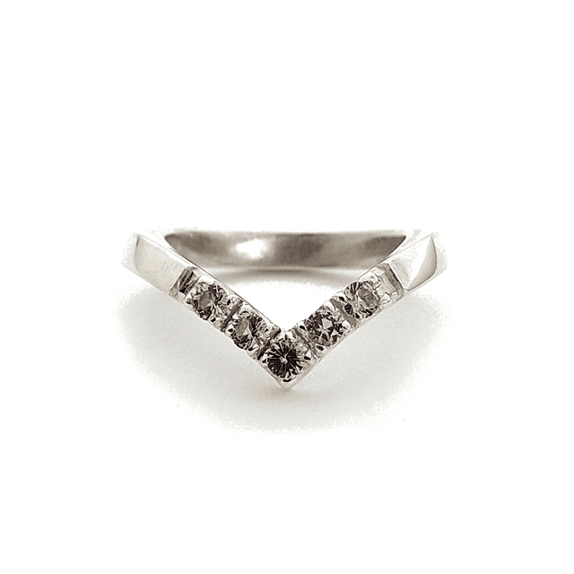 Zilveren ring met nano morganiet